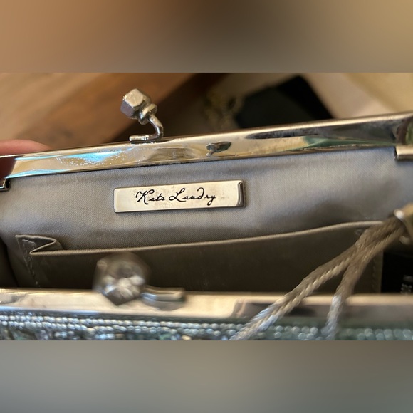 Beautiful Y2k Kate Landry Silver Sequin Clutch Purse Handbag Shoulder Bag - Picture 11 of 12